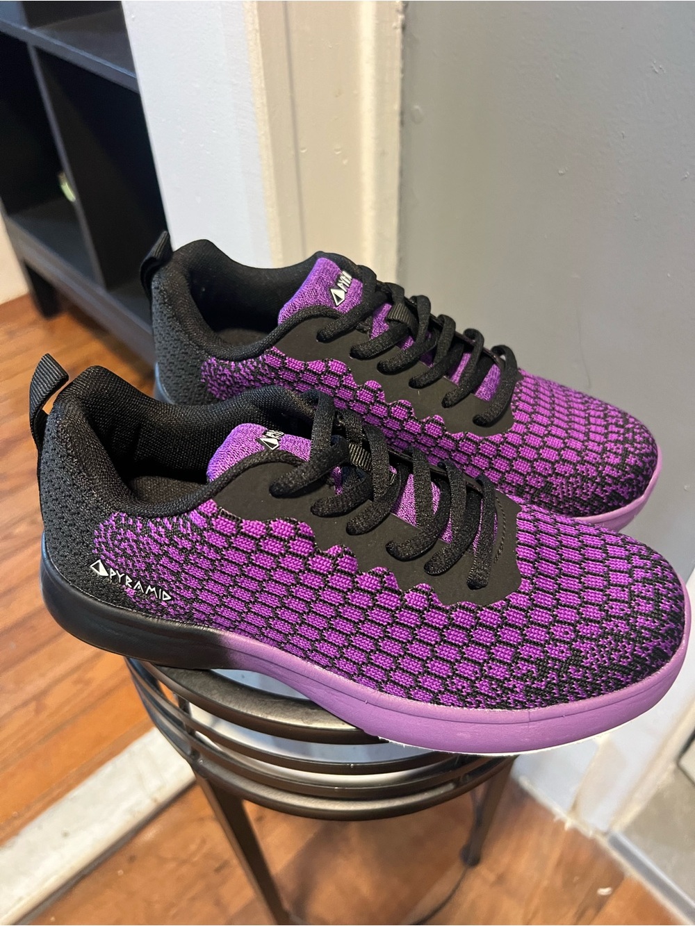 Pyramid Purple Knit Athletic bowling shoes  women new size 6